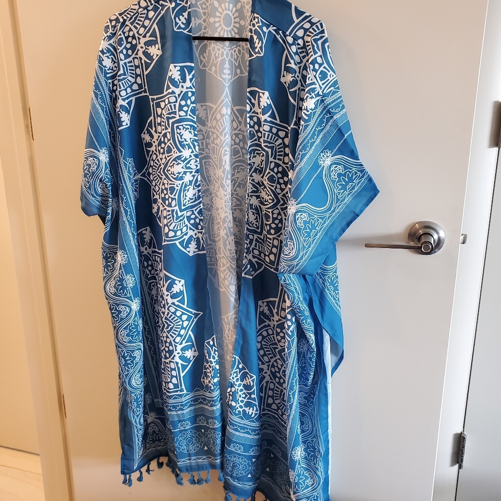 NWOT Beach Cover Up/Kimono